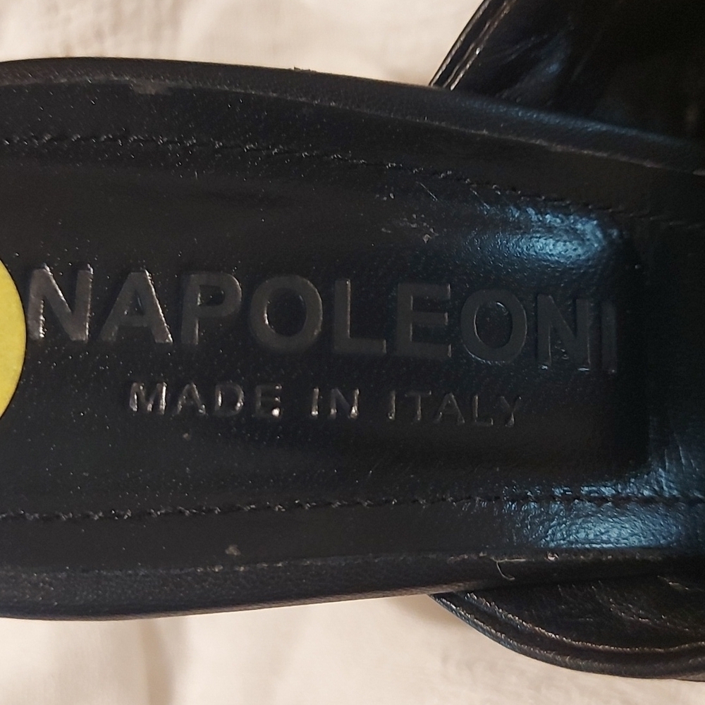 Italian Leather Sandals - Picture 5 of 8